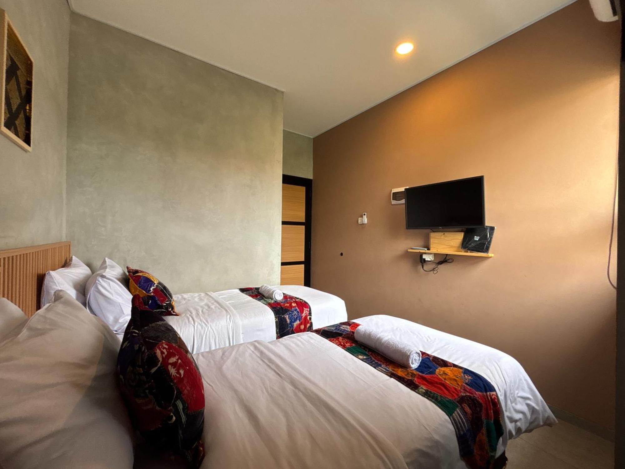 The Cluster Harris Bed & Breakfast Cimahi Exterior photo